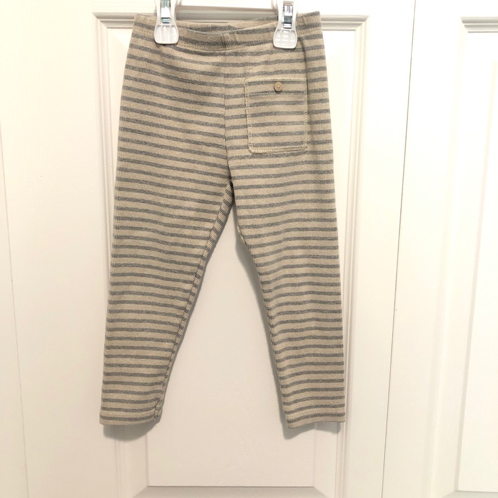 Zara Gray and cream striped ribbed leggings 2/3T